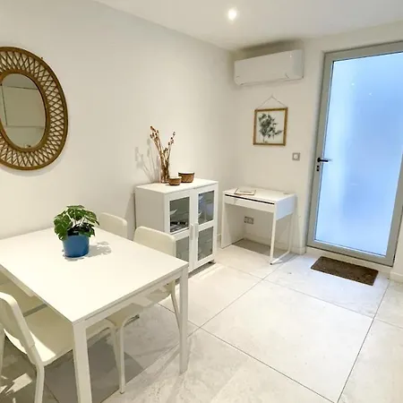 Apartment T2 Neuf - Terrace - Center, 8 Min Comedie *