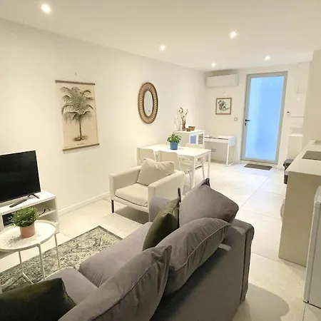 Apartment T2 Neuf - Terrace - Center, 8 Min Comedie *